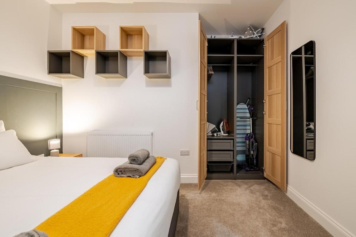 Brand New Apt - Beach Breeze Spacious 1-Bedroom Apartment With Parking - Sleeps 4 Ppl- Internet بورنماوث المظهر الخارجي الصورة